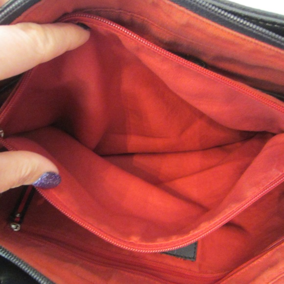 Liz Claiborne Faux Blackk Leather Double Strapped Shoulder Tote Zipper Closure - Picture 13 of 13